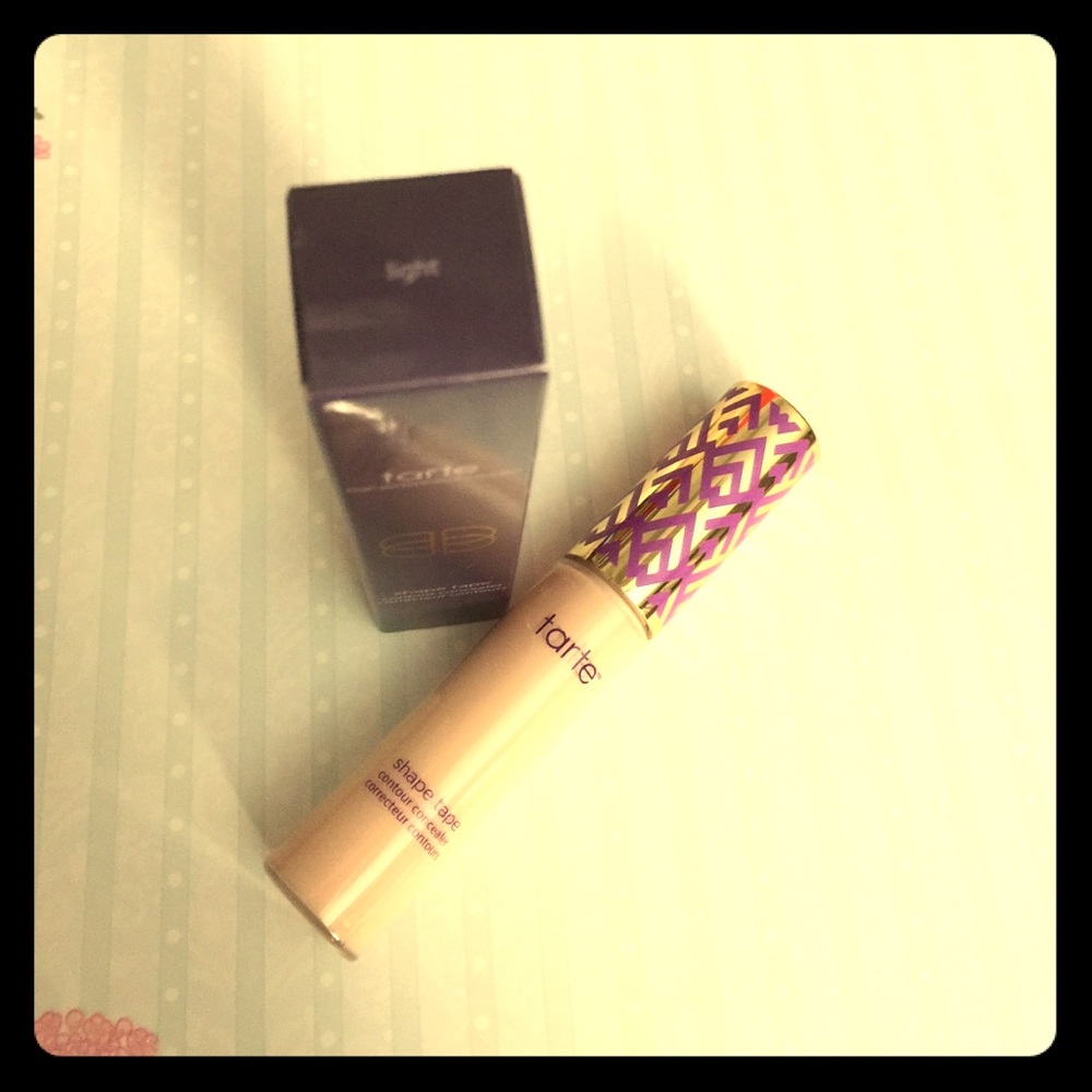 Tarte Shape Tape (Light) Concealer